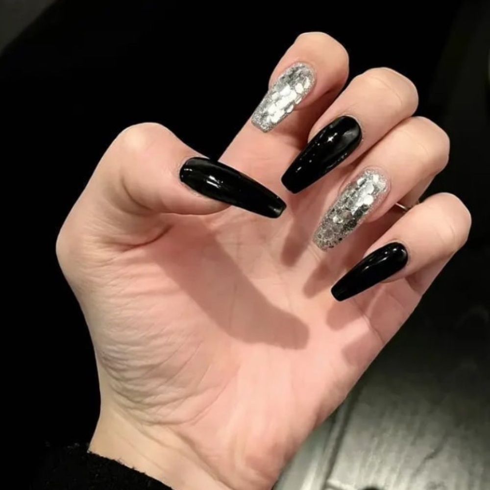 CUSTOM ✨10-Piece Black & Silver Glitter Square Long Nail / Press on nail set